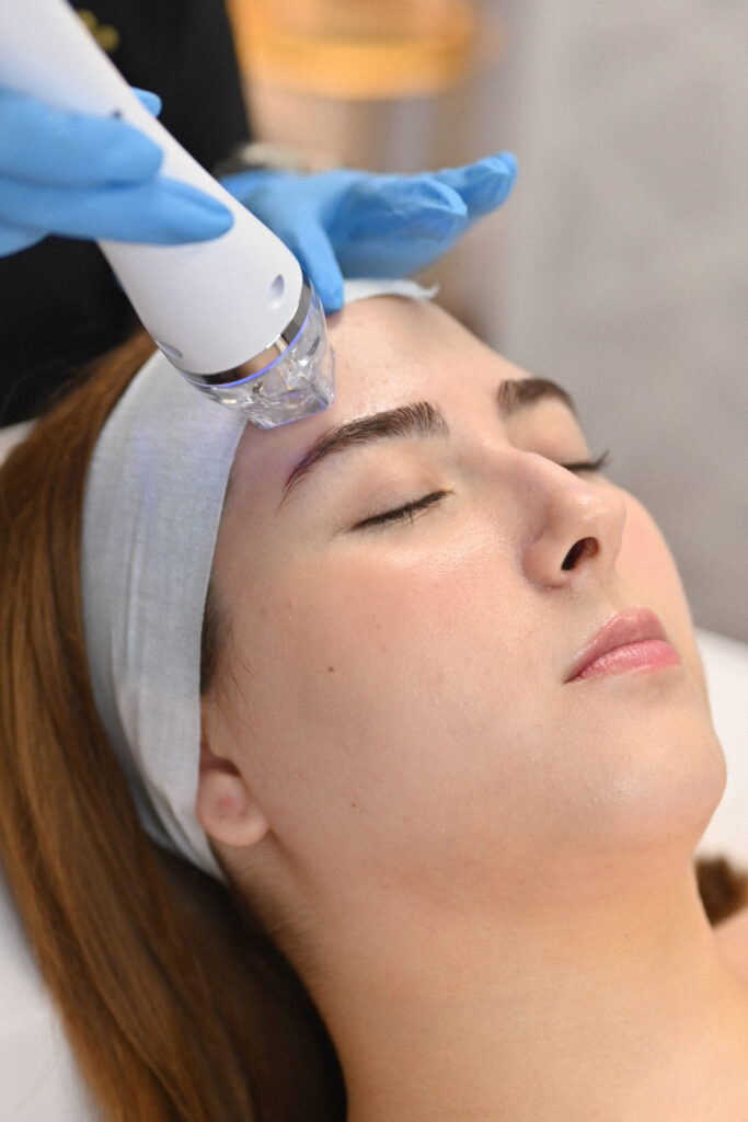 Tratamientos faciales en Wellness Spa Belluxe Esthetics en Doral